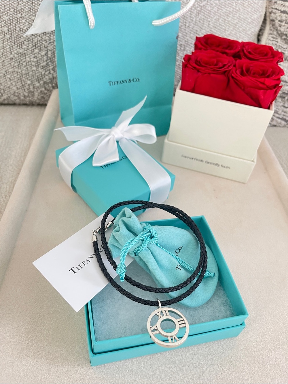 Tiffany & Co. Atlas Open Circle